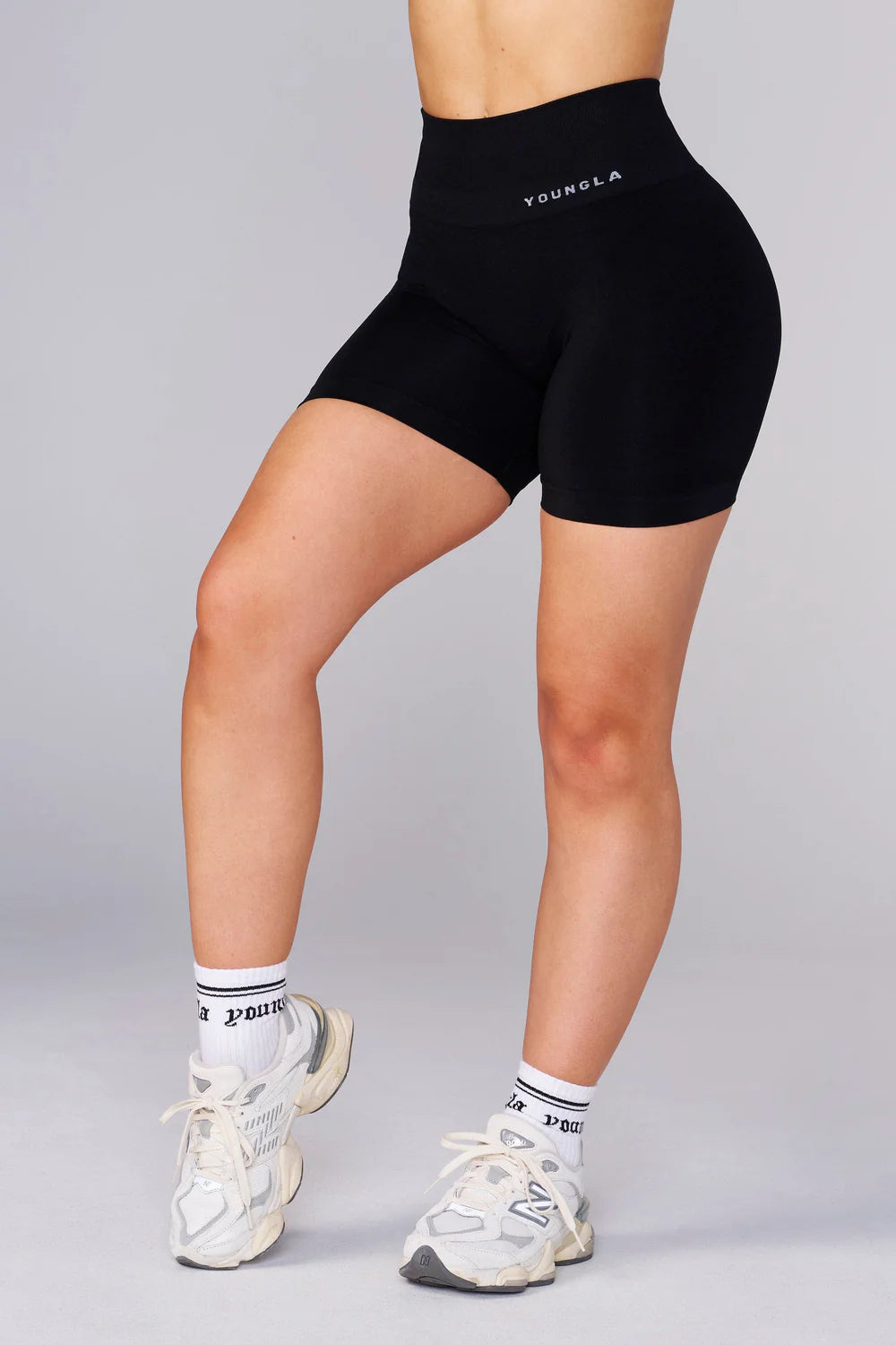 Short youngla mujer